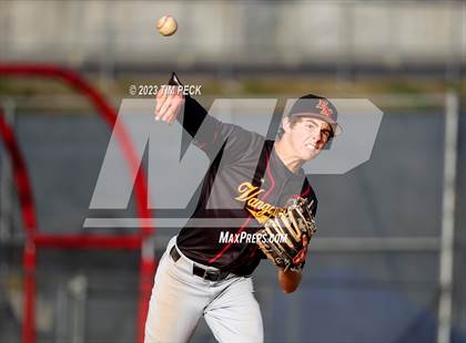 Thumbnail 3 in El Modena @ Yorba Linda photogallery.