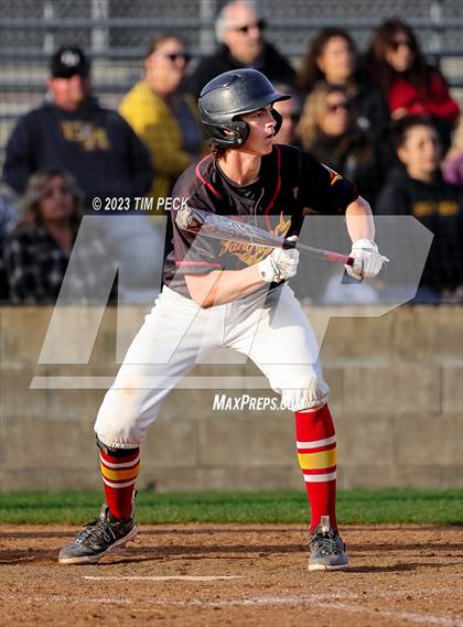 Thumbnail 3 in El Modena @ Yorba Linda photogallery.
