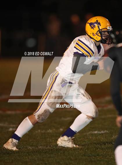 Thumbnail 3 in Middletown @ Kelseyville (CIF NCS D5 Semifinal) photogallery.