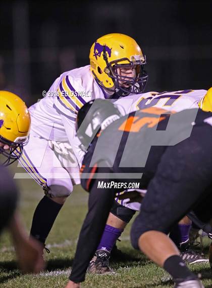 Thumbnail 2 in Middletown @ Kelseyville (CIF NCS D5 Semifinal) photogallery.