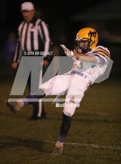 Thumbnail 2 in Middletown @ Kelseyville (CIF NCS D5 Semifinal) photogallery.