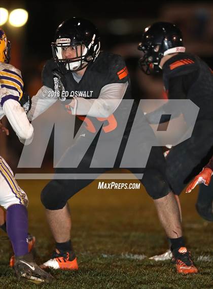 Thumbnail 3 in Middletown @ Kelseyville (CIF NCS D5 Semifinal) photogallery.