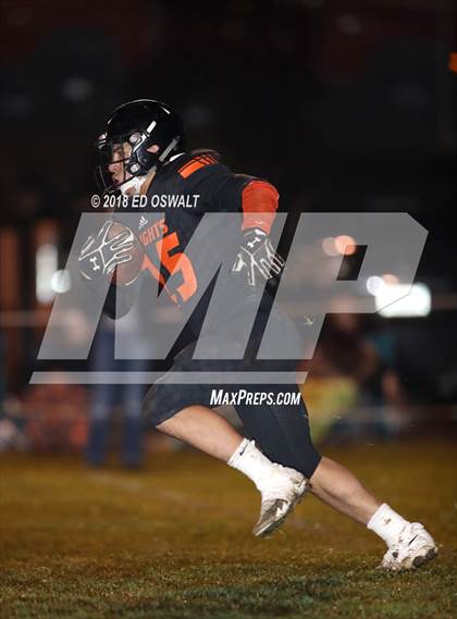 Thumbnail 3 in Middletown @ Kelseyville (CIF NCS D5 Semifinal) photogallery.