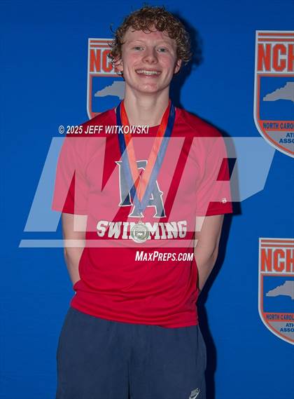 Thumbnail 1 in NCHSAA 1A/2A Final Awards photogallery.