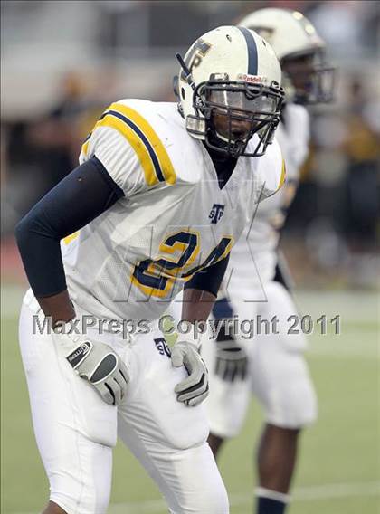Thumbnail 2 in Klein Oak vs. Stony Point (5A Region 2 Area Playoffs) photogallery.
