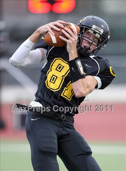 Thumbnail 2 in Klein Oak vs. Stony Point (5A Region 2 Area Playoffs) photogallery.