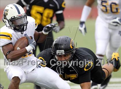 Thumbnail 2 in Klein Oak vs. Stony Point (5A Region 2 Area Playoffs) photogallery.