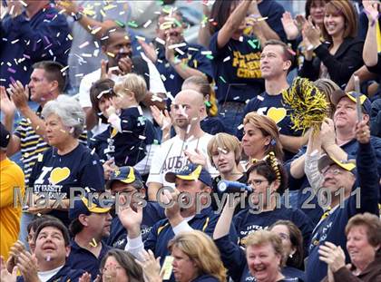 Thumbnail 2 in Klein Oak vs. Stony Point (5A Region 2 Area Playoffs) photogallery.