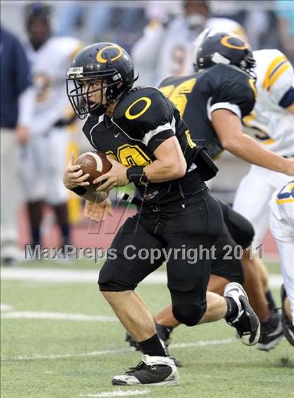 Thumbnail 1 in Klein Oak vs. Stony Point (5A Region 2 Area Playoffs) photogallery.