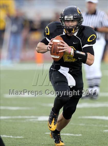 Thumbnail 1 in Klein Oak vs. Stony Point (5A Region 2 Area Playoffs) photogallery.