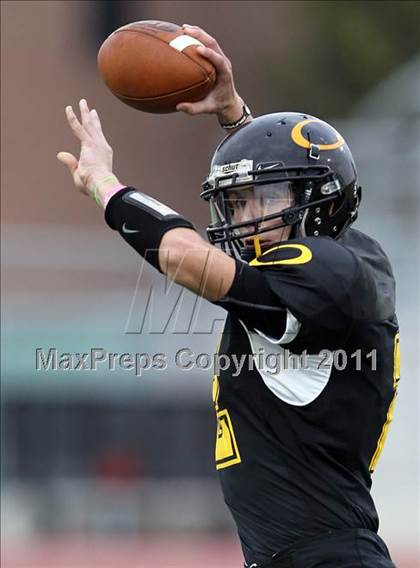 Thumbnail 2 in Klein Oak vs. Stony Point (5A Region 2 Area Playoffs) photogallery.