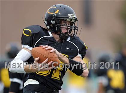 Thumbnail 1 in Klein Oak vs. Stony Point (5A Region 2 Area Playoffs) photogallery.