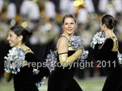 Thumbnail 3 in Klein Oak vs. Stony Point (5A Region 2 Area Playoffs) photogallery.