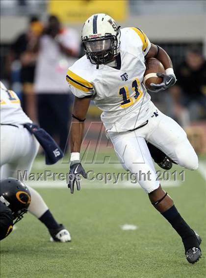 Thumbnail 2 in Klein Oak vs. Stony Point (5A Region 2 Area Playoffs) photogallery.