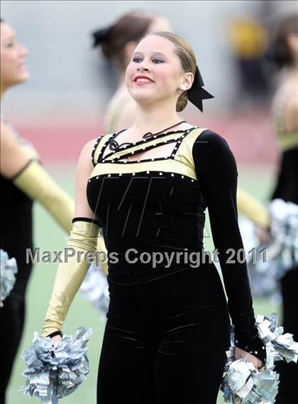 Thumbnail 2 in Klein Oak vs. Stony Point (5A Region 2 Area Playoffs) photogallery.