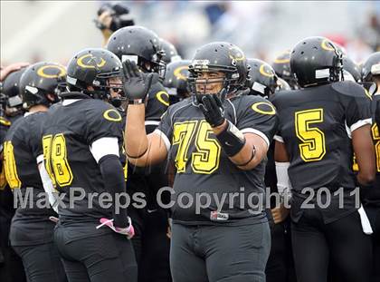 Thumbnail 1 in Klein Oak vs. Stony Point (5A Region 2 Area Playoffs) photogallery.