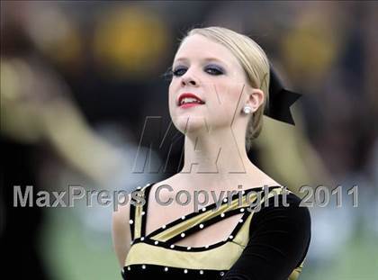 Thumbnail 3 in Klein Oak vs. Stony Point (5A Region 2 Area Playoffs) photogallery.