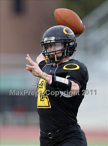 Thumbnail 3 in Klein Oak vs. Stony Point (5A Region 2 Area Playoffs) photogallery.