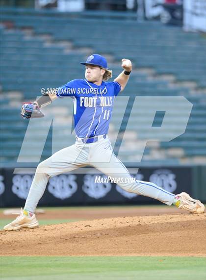 Thumbnail 2 in Catalina Foothills vs. Canyon View (AIA 5A Round 3A Playoff) photogallery.