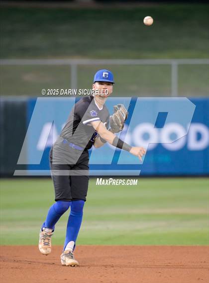 Thumbnail 2 in Catalina Foothills vs. Canyon View (AIA 5A Round 3A Playoff) photogallery.