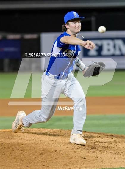 Thumbnail 3 in Catalina Foothills vs. Canyon View (AIA 5A Round 3A Playoff) photogallery.
