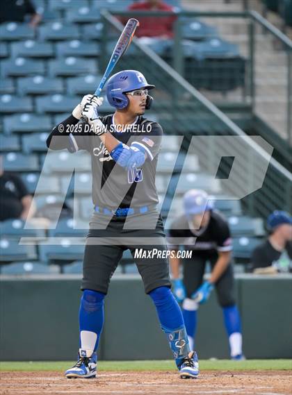 Thumbnail 2 in Catalina Foothills vs. Canyon View (AIA 5A Round 3A Playoff) photogallery.