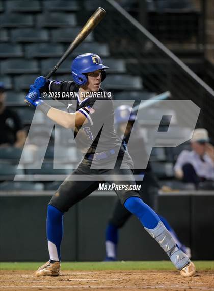 Thumbnail 2 in Catalina Foothills vs. Canyon View (AIA 5A Round 3A Playoff) photogallery.