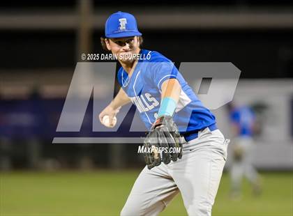 Thumbnail 2 in Catalina Foothills vs. Canyon View (AIA 5A Round 3A Playoff) photogallery.