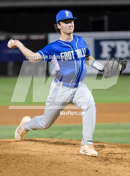 Thumbnail 2 in Catalina Foothills vs. Canyon View (AIA 5A Round 3A Playoff) photogallery.