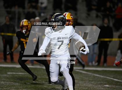 Thumbnail 2 in St. John Bosco vs. Mission Viejo (CIF SS D1 Semifinal Playoff) photogallery.