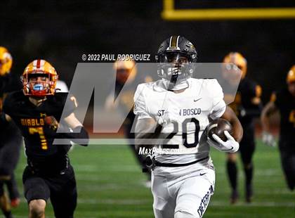 Thumbnail 1 in St. John Bosco vs. Mission Viejo (CIF SS D1 Semifinal Playoff) photogallery.