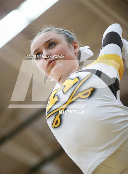 Thumbnail 2 in Utica Eisenhower @ Adams (MHSAA District Final) photogallery.