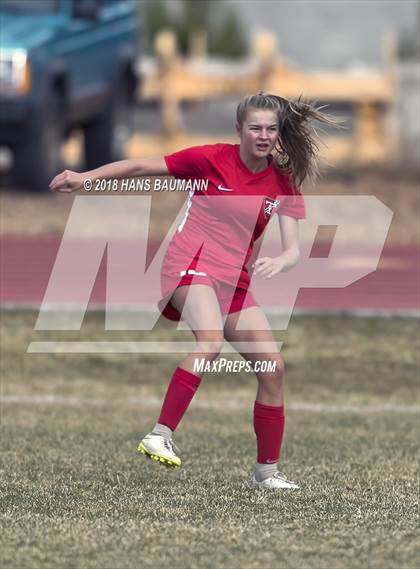Thumbnail 1 in Spring Creek @ Truckee photogallery.