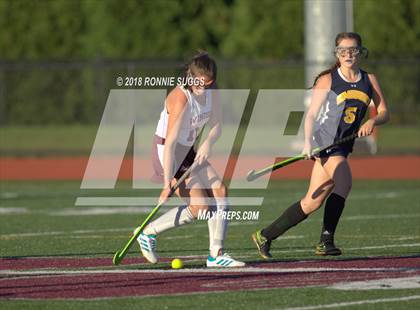 Thumbnail 2 in Simsbury @ Windsor photogallery.