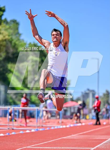 Thumbnail 3 in UC Track Classic (Day 2 Field Events) photogallery.