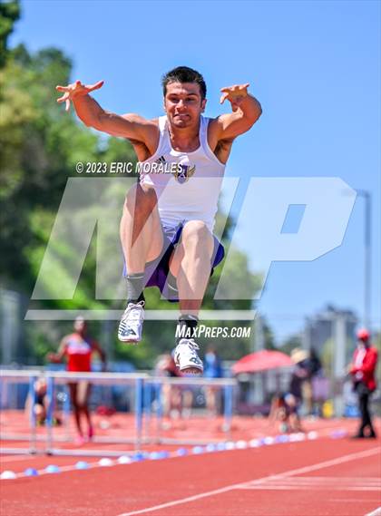Thumbnail 2 in UC Track Classic (Day 2 Field Events) photogallery.