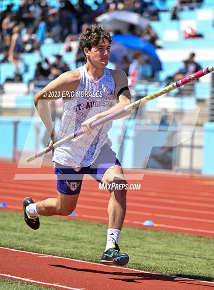 Thumbnail 3 in UC Track Classic (Day 2 Field Events) photogallery.