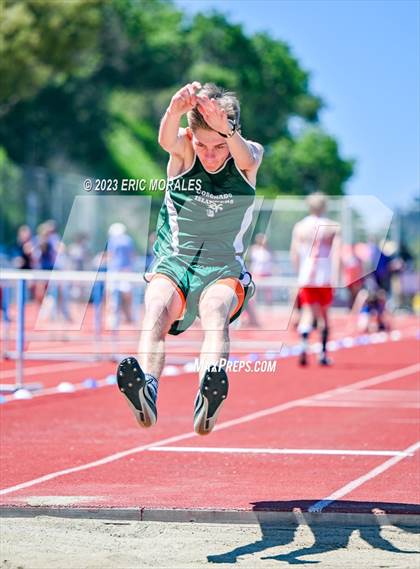 Thumbnail 2 in UC Track Classic (Day 2 Field Events) photogallery.