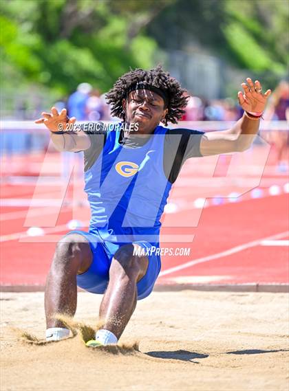 Thumbnail 1 in UC Track Classic (Day 2 Field Events) photogallery.