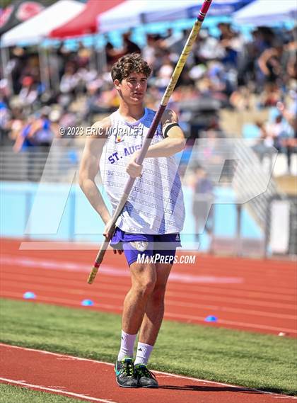 Thumbnail 2 in UC Track Classic (Day 2 Field Events) photogallery.