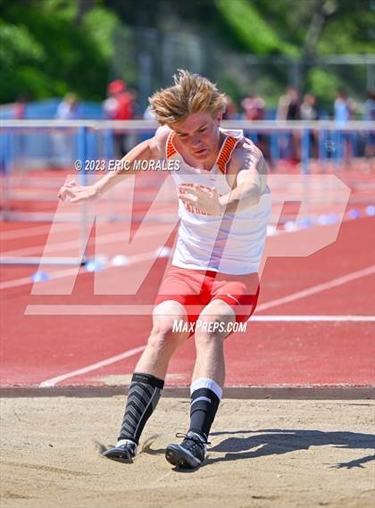 Thumbnail 2 in UC Track Classic (Day 2 Field Events) photogallery.