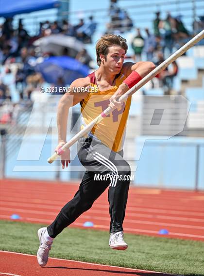 Thumbnail 3 in UC Track Classic (Day 2 Field Events) photogallery.
