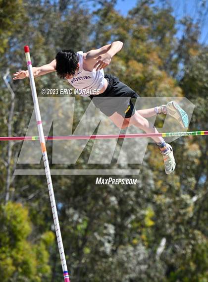 Thumbnail 1 in UC Track Classic (Day 2 Field Events) photogallery.