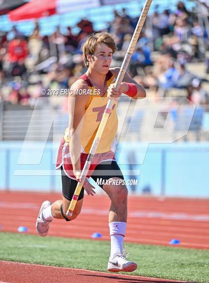 Thumbnail 1 in UC Track Classic (Day 2 Field Events) photogallery.