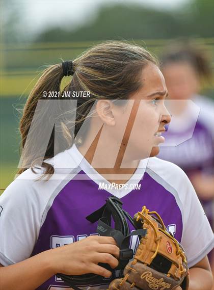 Thumbnail 1 in Thrall vs Granger (UIL 2A Regional Quarterfinal Playoff) photogallery.