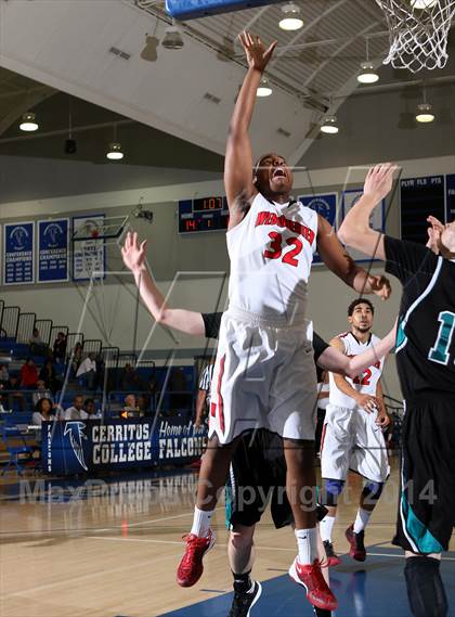 Thumbnail 3 in Sheldon vs. Westchester (Cavalier Classic) photogallery.