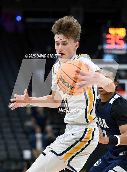 Thumbnail 3 in San Gabriel Academy vs. King's Academy (CIF State D3 Final) photogallery.