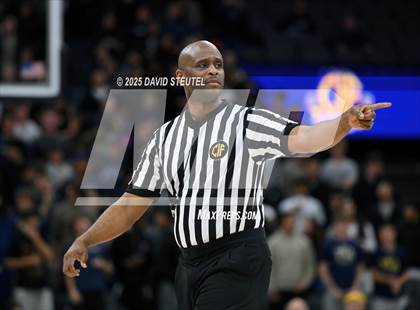Thumbnail 3 in San Gabriel Academy vs. King's Academy (CIF State D3 Final) photogallery.