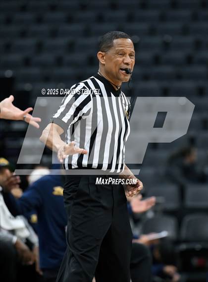 Thumbnail 3 in San Gabriel Academy vs. King's Academy (CIF State D3 Final) photogallery.