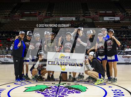 Thumbnail 3 in Tulare Union vs. Lompoc (CIF CS DIVISION IV CHAMPIONSHIP photogallery.